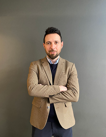 Akif Uzgören
