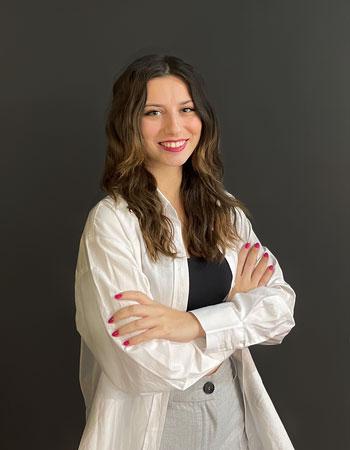 İdil Yıldız